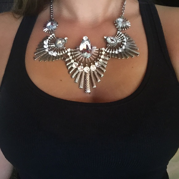 Cleo Statement Necklace - Picture 2 of 8